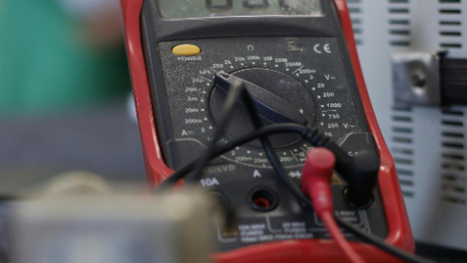 Electrical testing with instruments on control cabinet